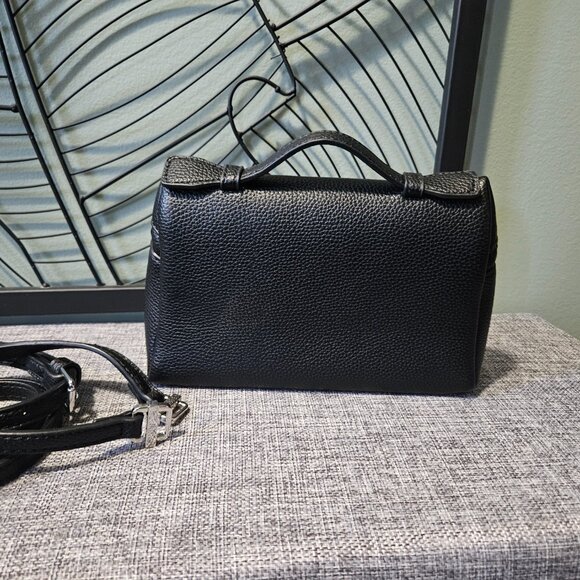 Fashion Small Side Bag Crossbody Bag Black Vegan Leather Silver Hardware - NWT - Picture 2 of 16